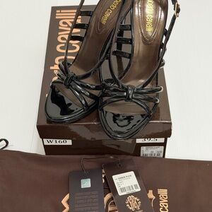 NWT Roberto Cavalli Leather Dark Brown Heels. Size 39.5